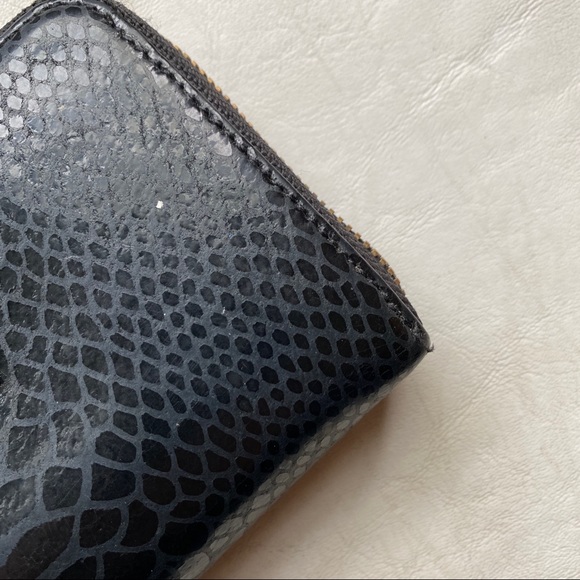 Michael Kors Python Wristlet - Picture 4 of 8